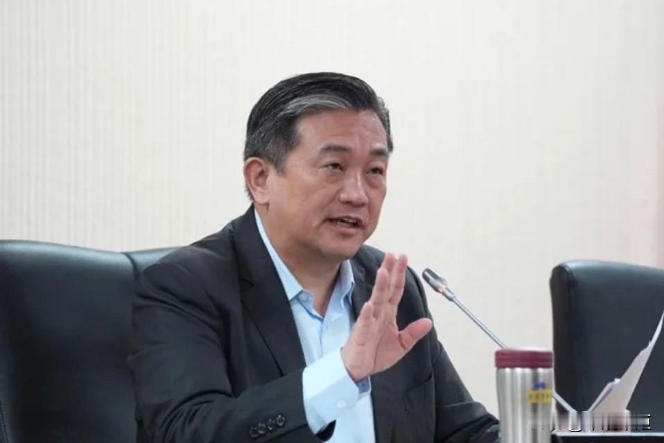 民进党立委王正宇，今（25日）在脸书发文叫嚣，对岸大洗牌，那对台“作战计划”需重