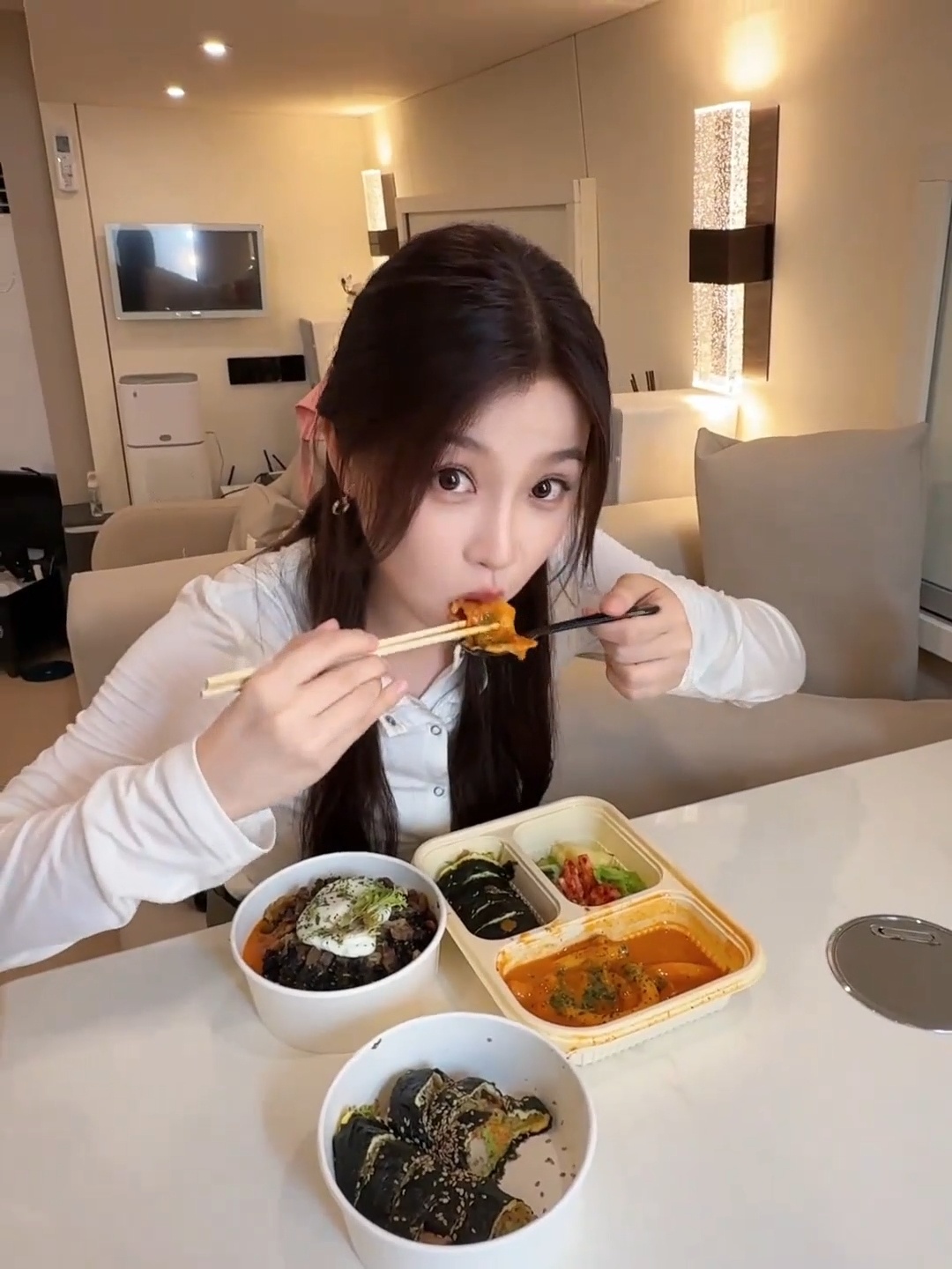 小林老师的live时刻¹⁵星崽的生活碎片📸🍃虞书欣 ｜灿如繁星