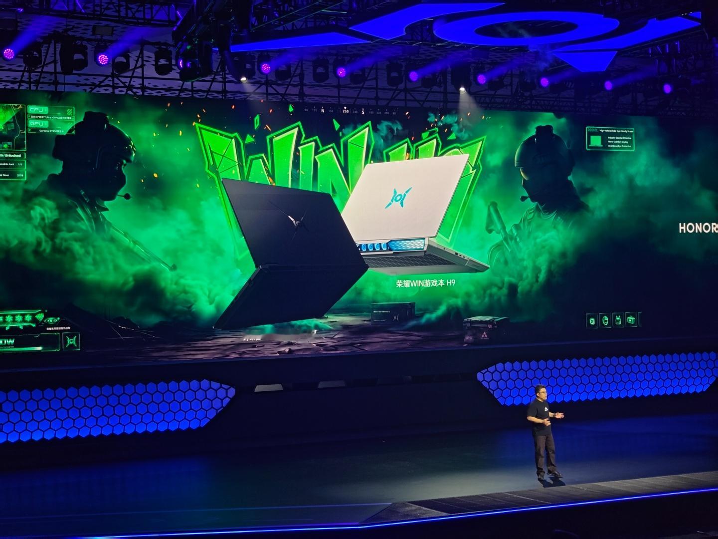 荣耀WIN H7 / H9  游戏本来了这是荣耀独立以来第一款游戏本，还是非常值