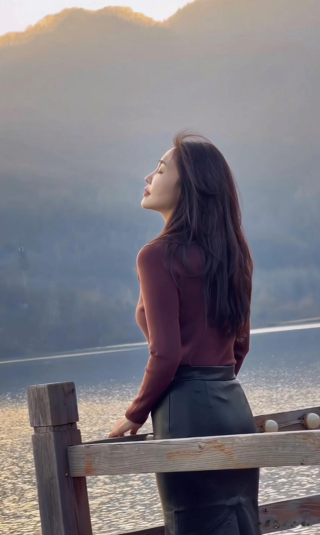 新思维：生命贵三向——向生，向善，向上。

人皆有命，却未必皆有方向。有人困于低