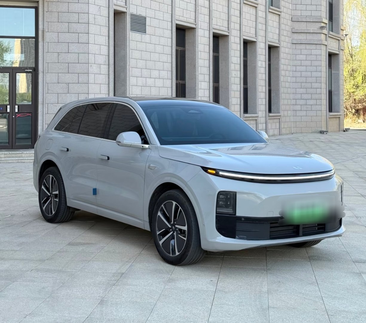 理想就车辆起火道歉什么原因导致的？理想第一次出现这种问题吧，动不动就上热搜不是小