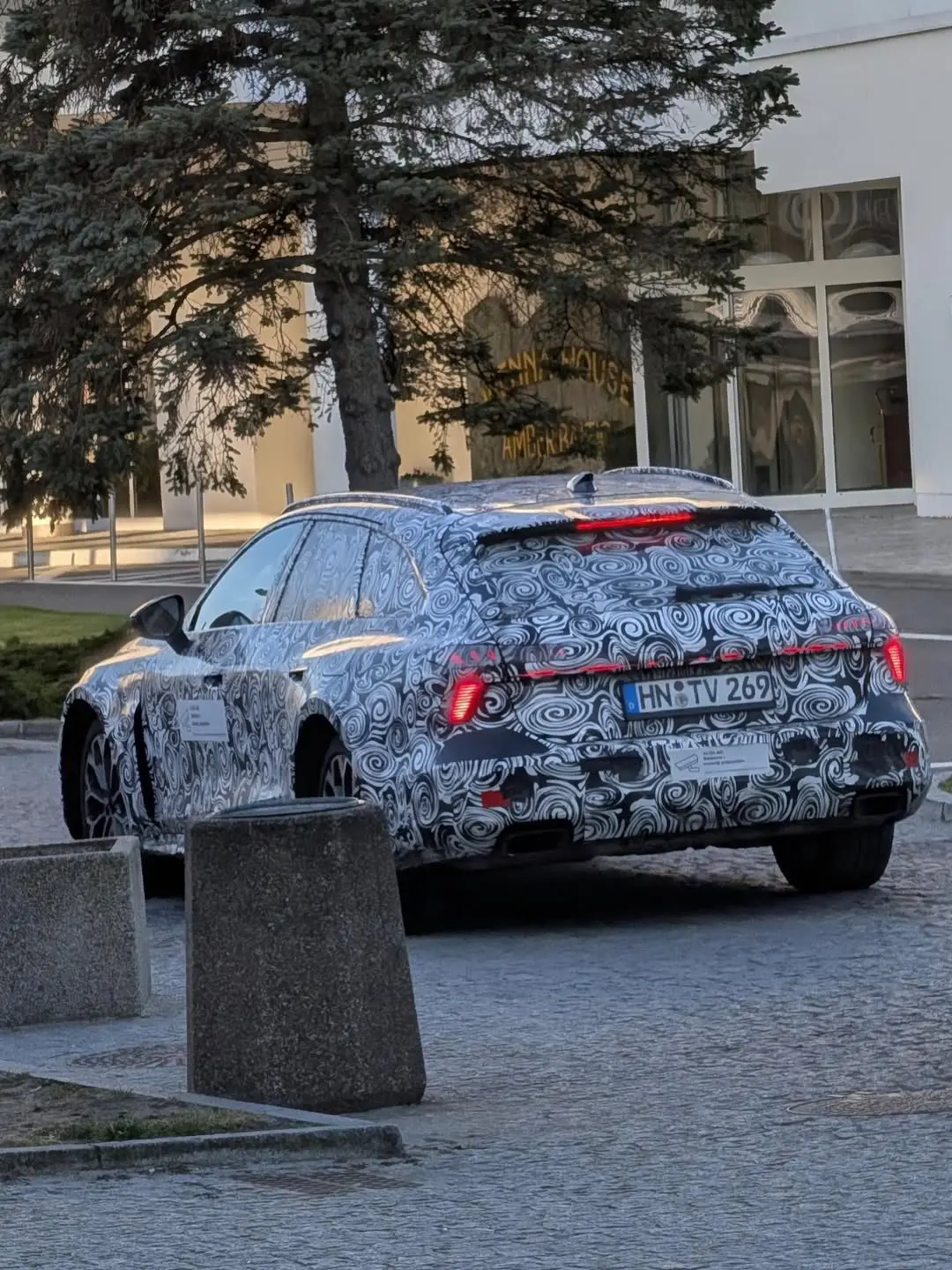 你能看出这是什么车吗？