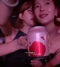 赵露思：我不带货ヾ(･`⌓´･)ﾉﾞ 赵露思想先休息钱花完再想办法 ​​​