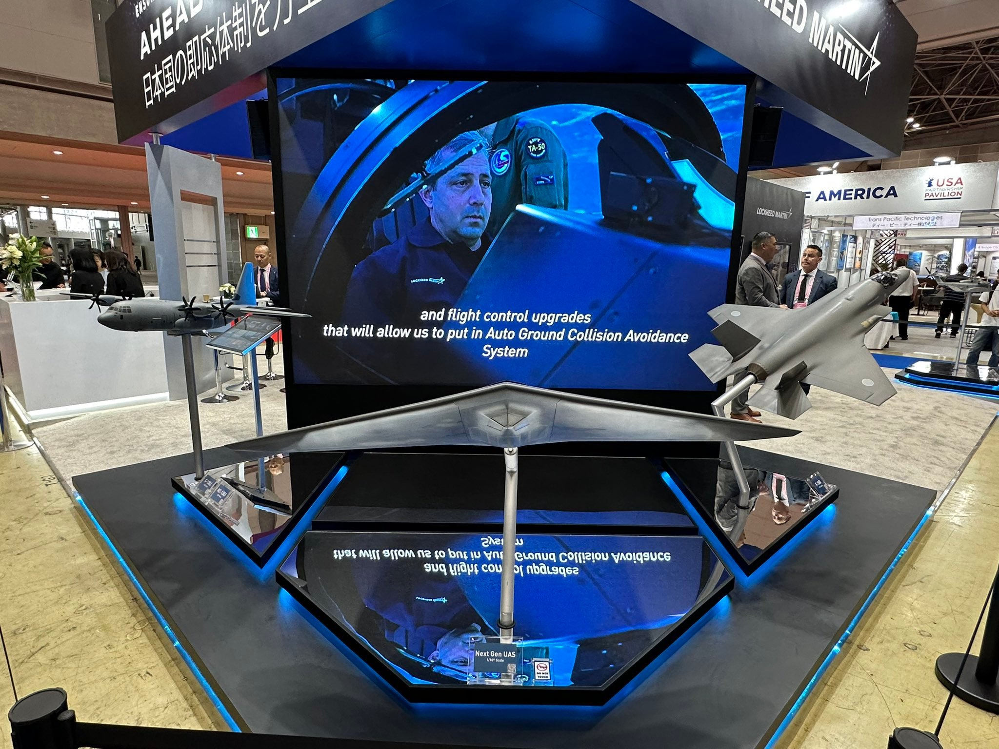 #烽火问鼎计划# 日本东京2024国際航空宇宙展，美国洛克希德·马丁公司的展台，