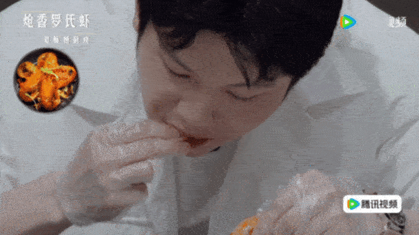 一饭封神沉浸式吃饭直拍 一饭封神 厨师用心烹制的菜肴，在沉浸式吃饭直拍中收获最真