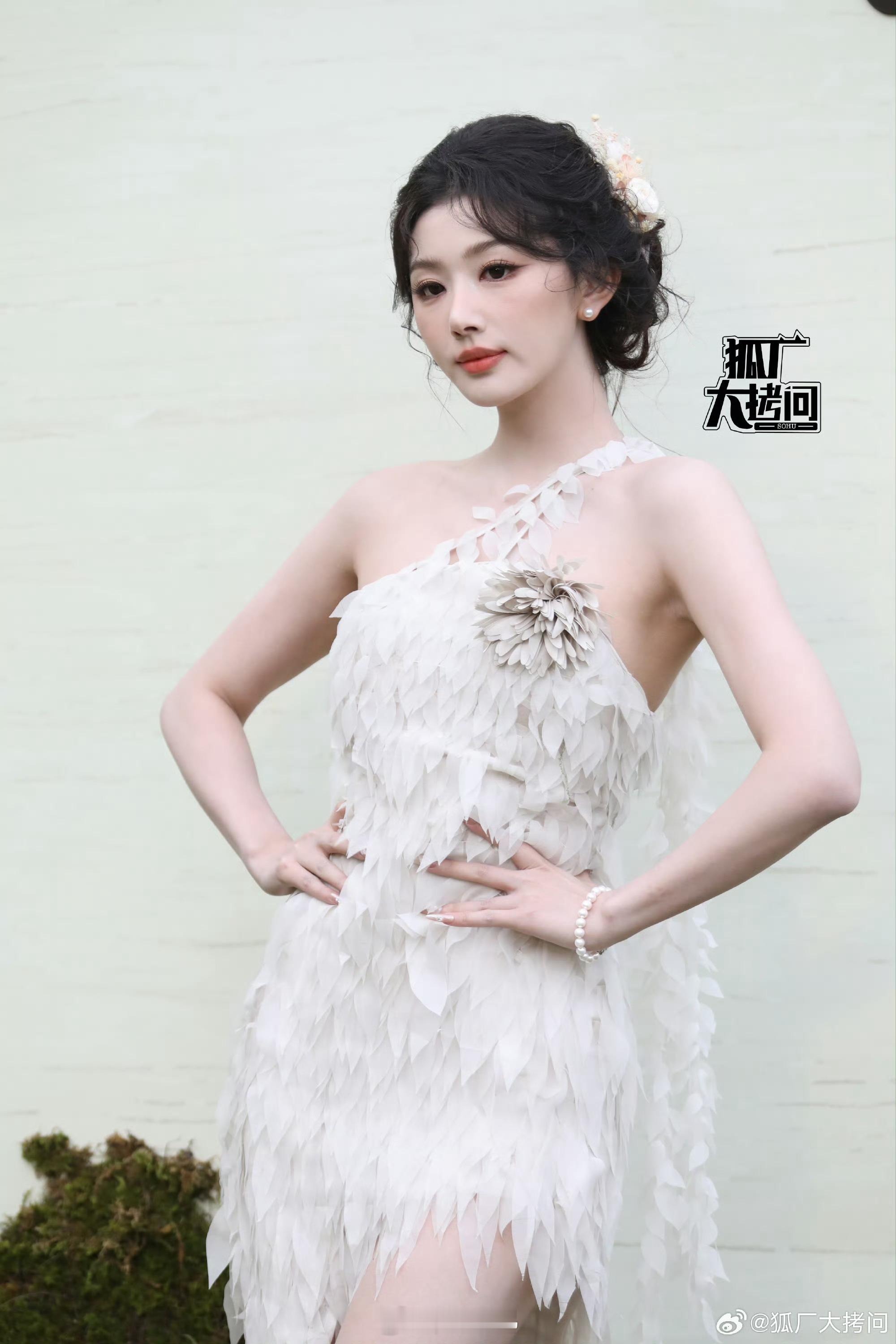 VOGUE红毯直播VOGUE今日份女星谁赢了？ 