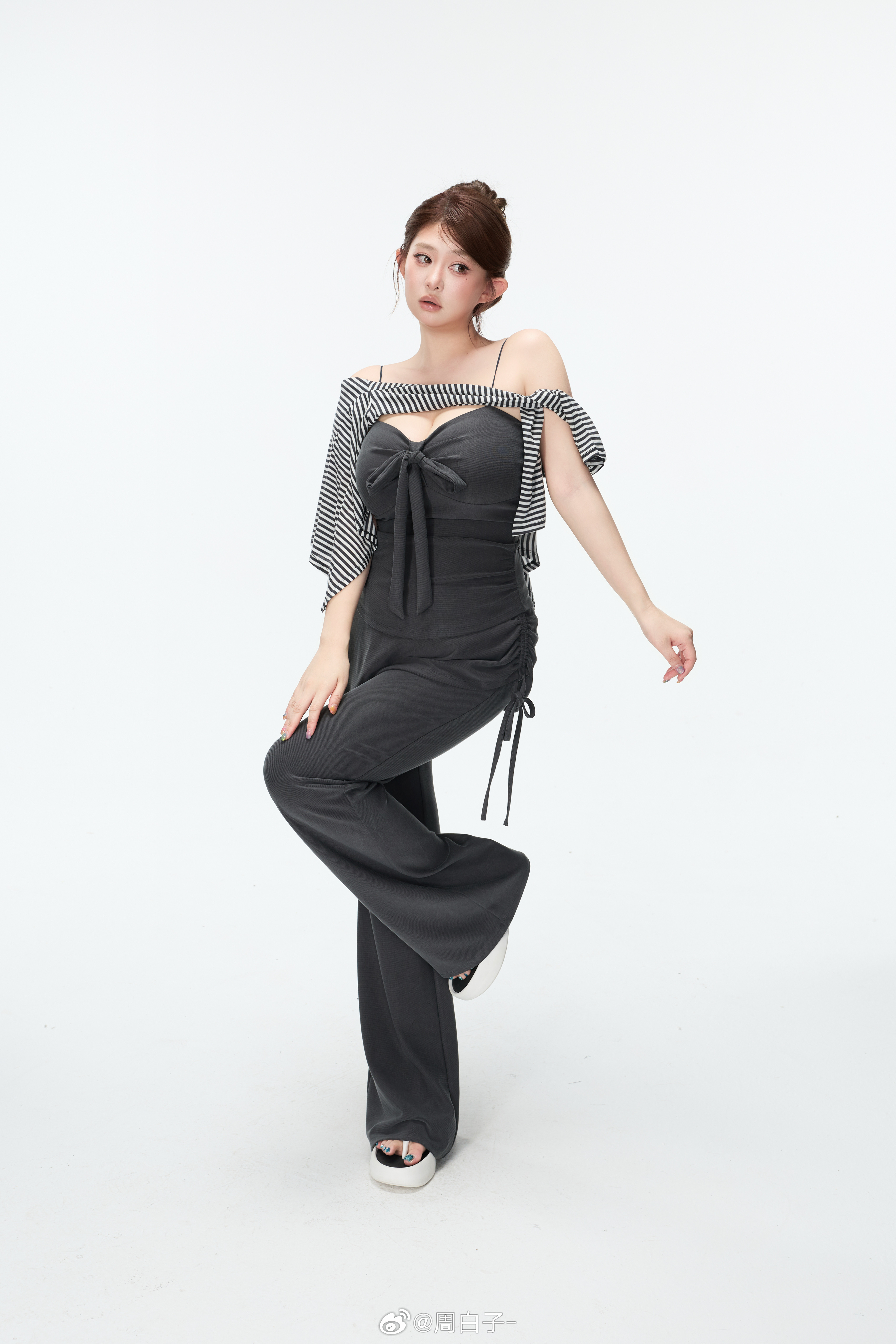 90%莱赛尔的冰淇淋面料🍦摸起来像把云朵裹在身上！☁️软fufu又垂顺～～～夏