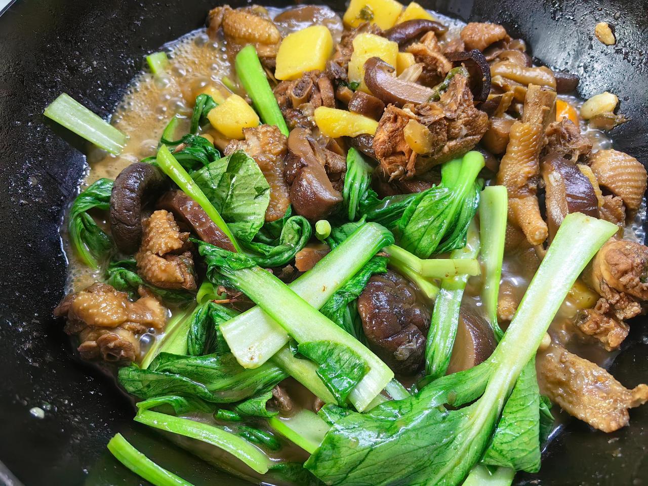 今天黄焖鸡米饭&大馒头