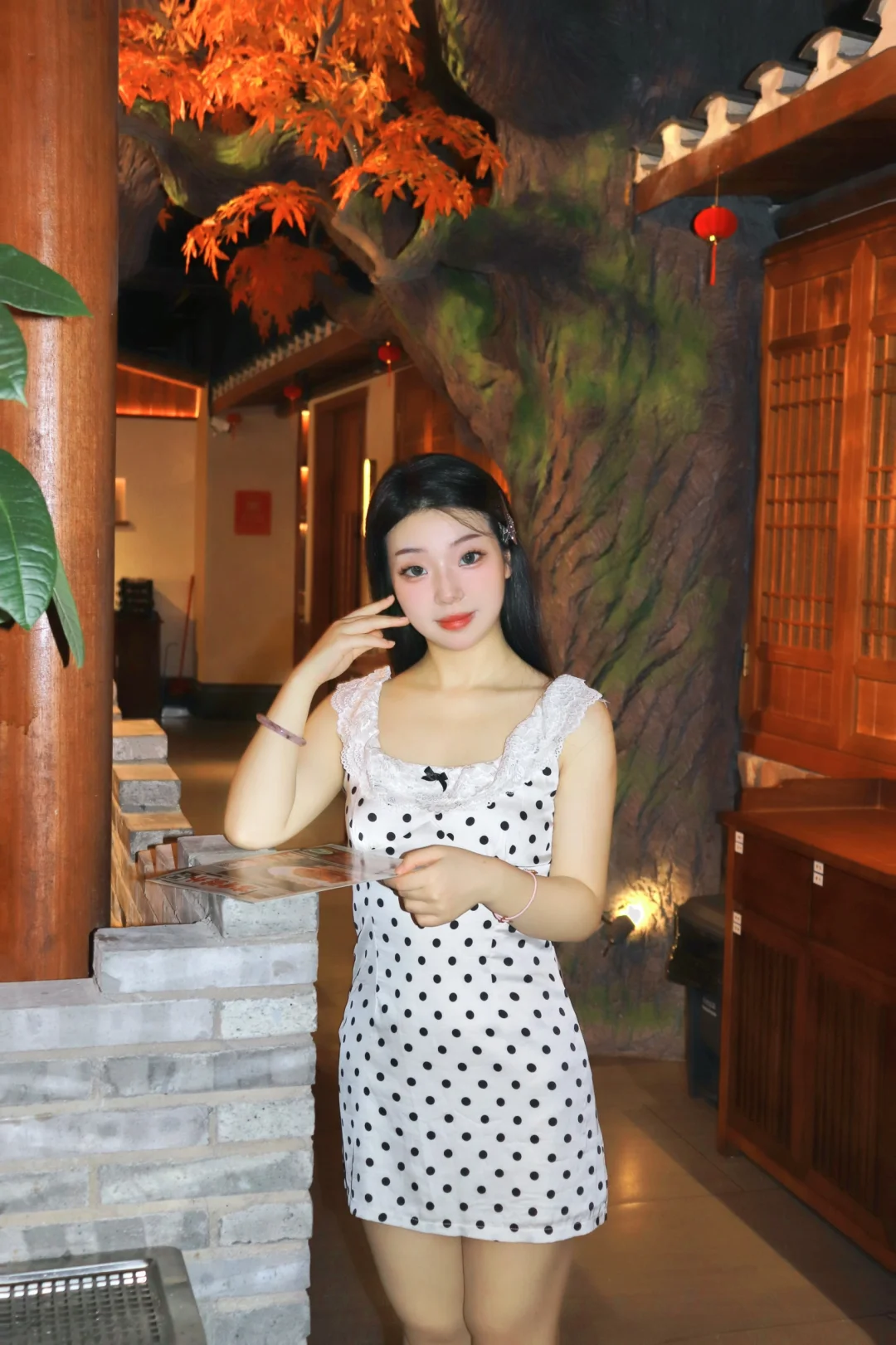 满满的渔家风情，鱼灯笼、渔船超有氛围！✨