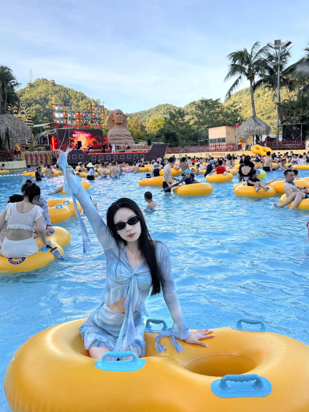 珠海真的一天比一天热！梦幻水城已解锁