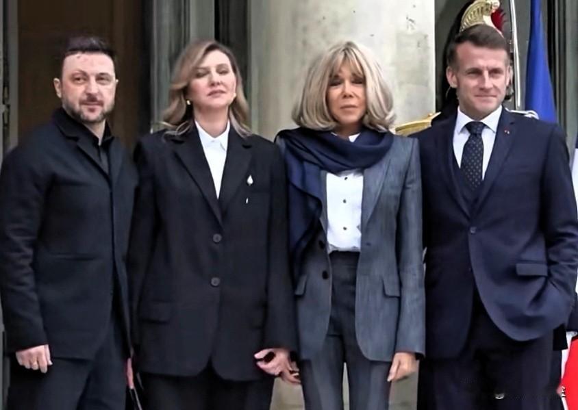 泽连斯基在社交平台Telegram上发帖称，“他在与法国总统马克龙举行会晤期间，