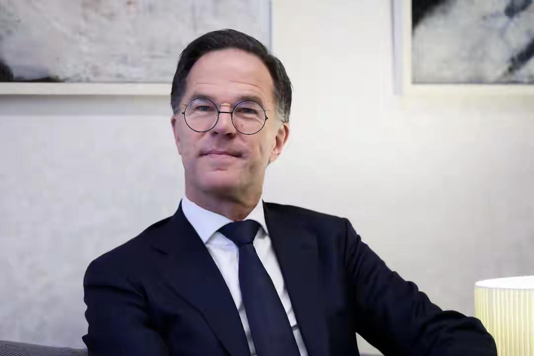 泽连斯基撕毁停火协议后，俄军450架无人机+71枚导弹猛轰乌中东部，基辅电网直接