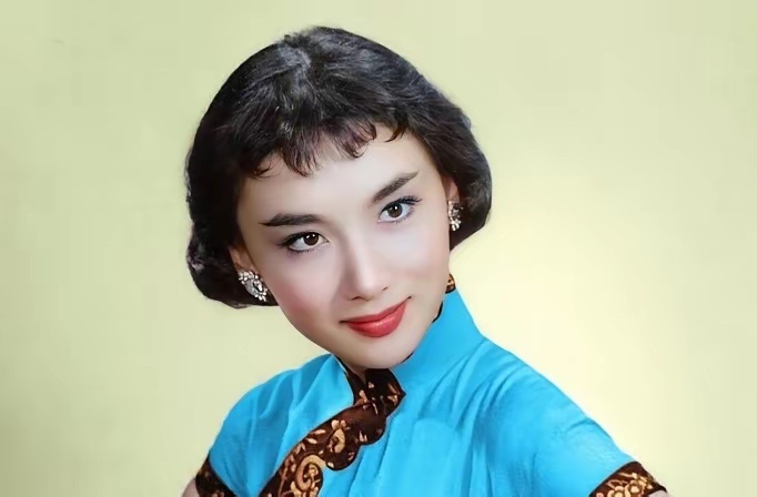 王铎：都说夏梦最美，但看看最清晰的照片，就什么都知道了。 