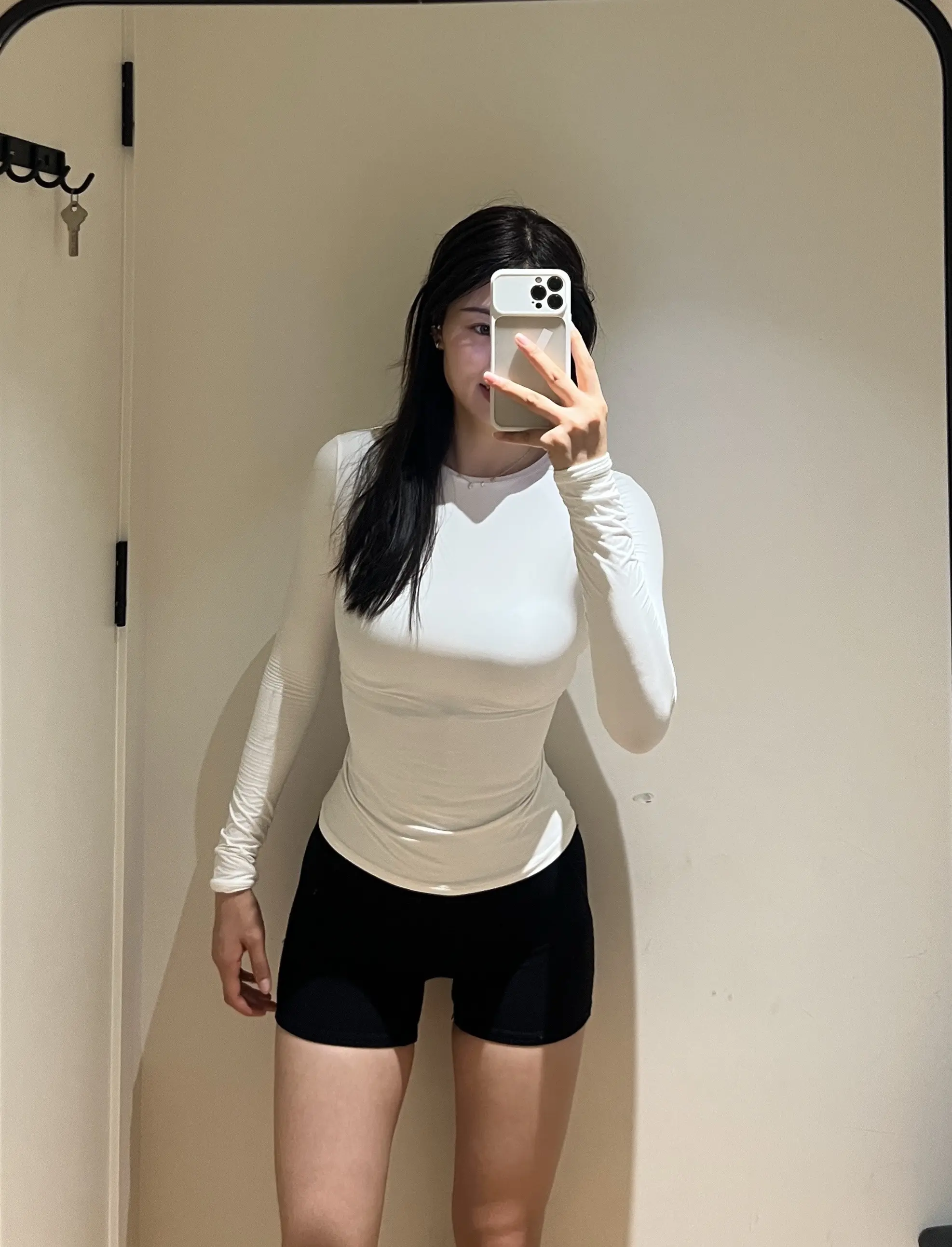 女子健身训练 撸铁饮食 运动健身穿搭 白色健身穿搭 健身人的碳水