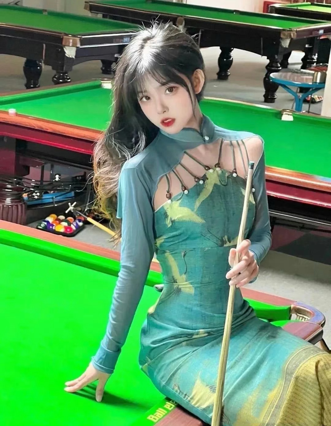 在广州清纯美女 ​​​