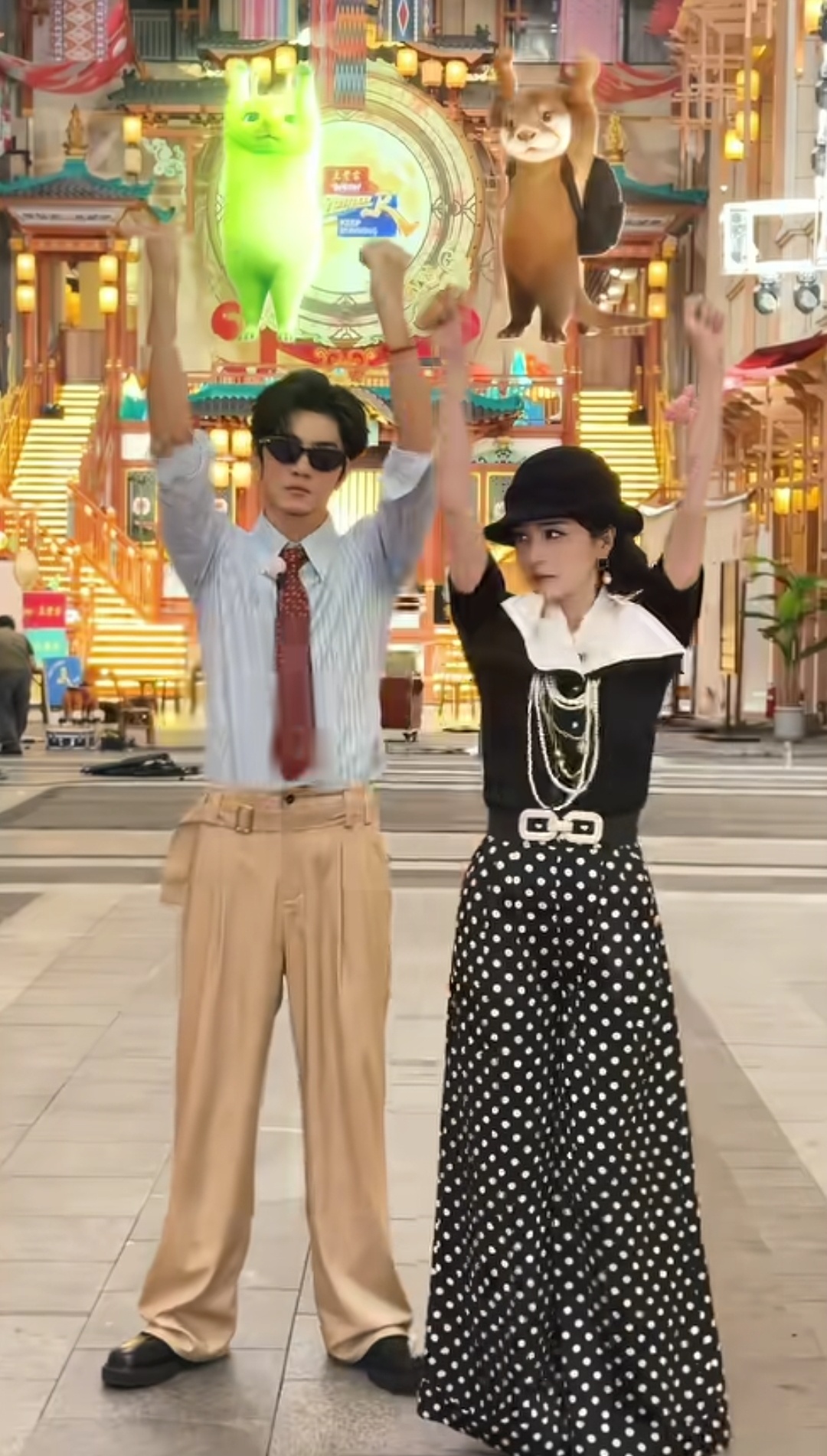 白鹿陈哲远，好像还有李晨，这奔跑吧游戏输了的代价也太大了吧，老年机画质尬舞公开处