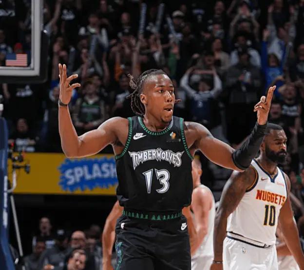 西部第六森林狼目前大比分3比1领先西部第三掘金，森林狼去年同样西部第六打进季后赛