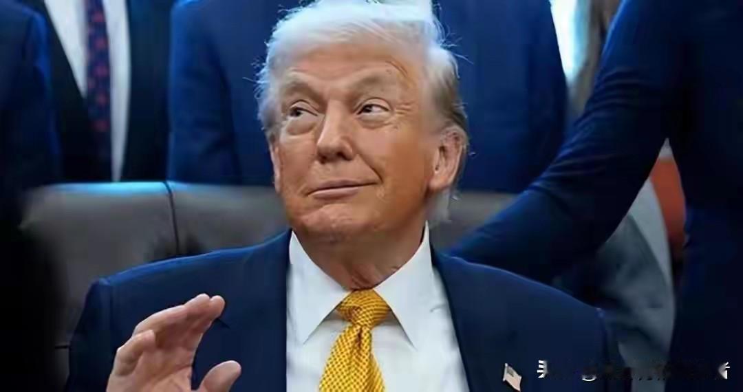 硬扛3天，特朗普认输！关税王牌被废，美国：结局真被中国说准了
 
2月24日，一