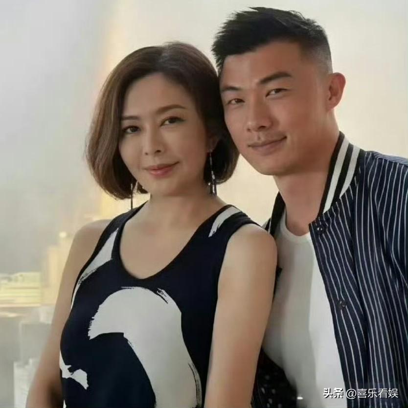 关之琳，引发热议！
 
8月6号，已经息影多年的关之琳被推上热搜，她被曝和一个2