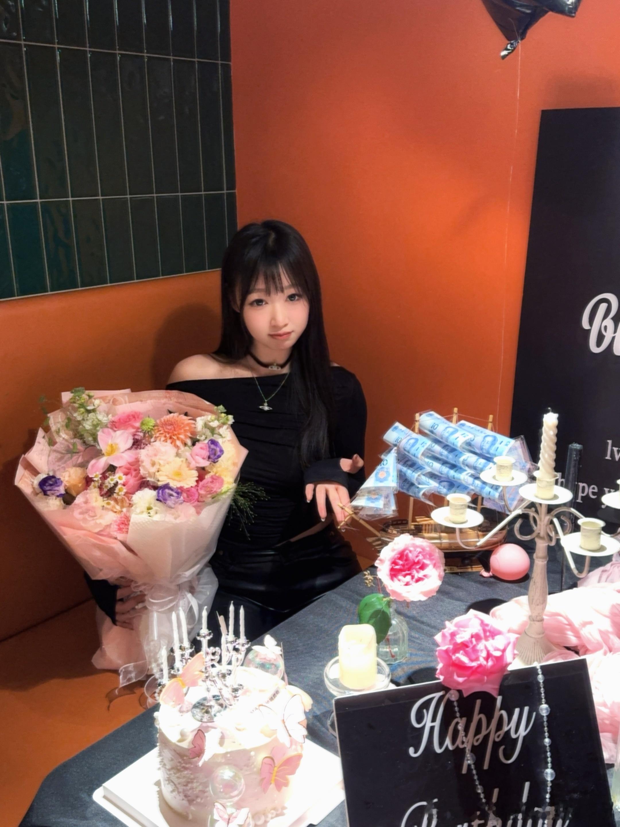 希望快乐不止生日🎂 