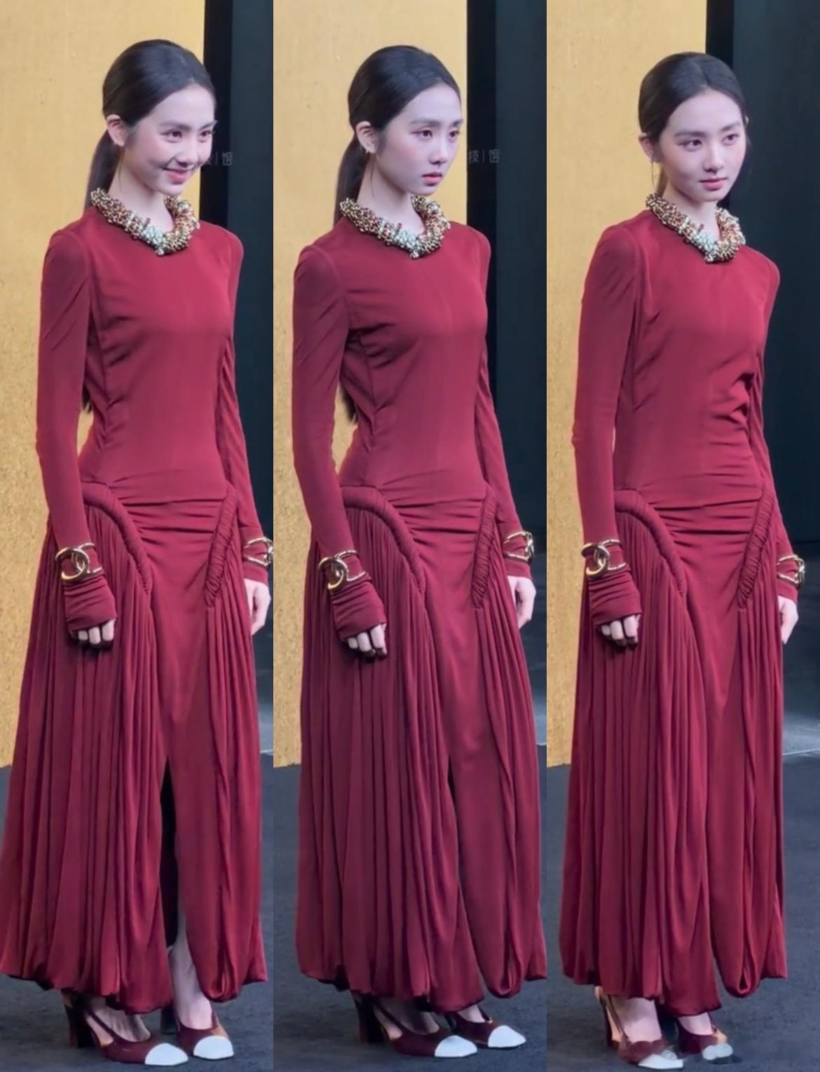 黄多多表情管理明明很自信啊，大家是不是太会挑刺了[允悲][汗]我觉得表现力很强，