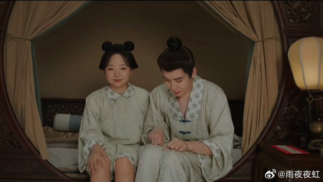 任豪人夫感任豪在《芬芳喜事》里的经坎，人夫感要溢出屏幕了！闪婚却把细节做满：半夜
