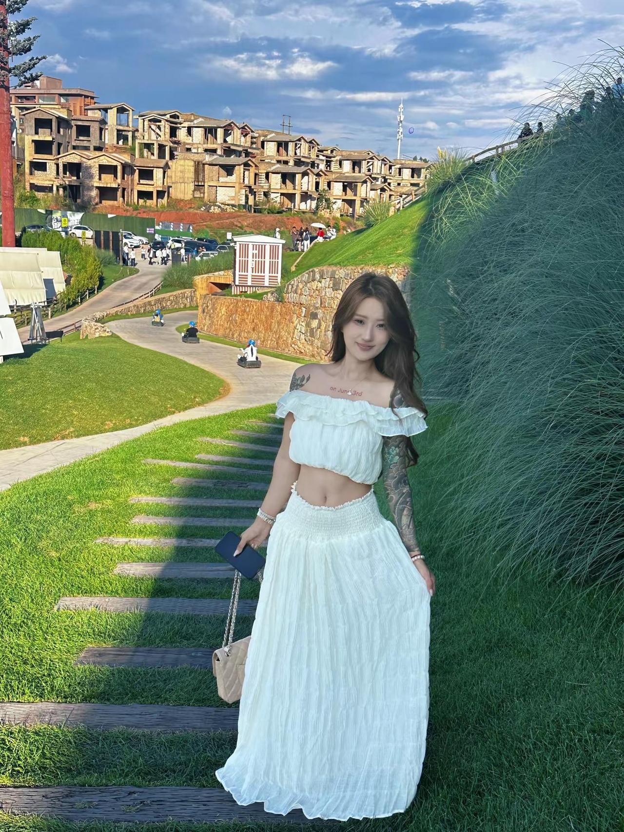女孩 你任何时候都很美