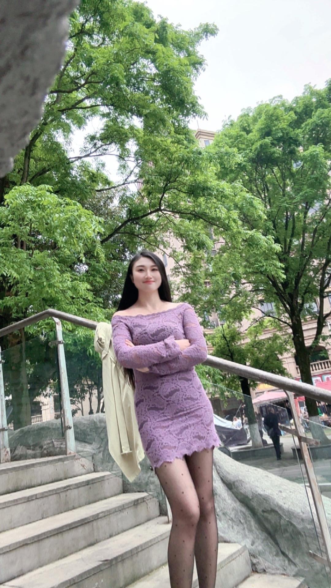 两个人在一起不容易，
错了可以改，脾气可以收，
但错过了，就真的没有了。
珍惜眼