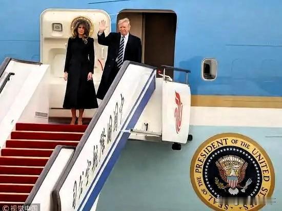 【特朗普若访华，中美关系能“回暖”吗？】

别忘了，2017年他首次访华，就用三