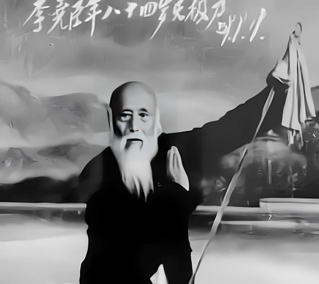 1942年，武术大师李尧臣遭出卖，落到日军手中，日本高手武田西想要与其比试一番，