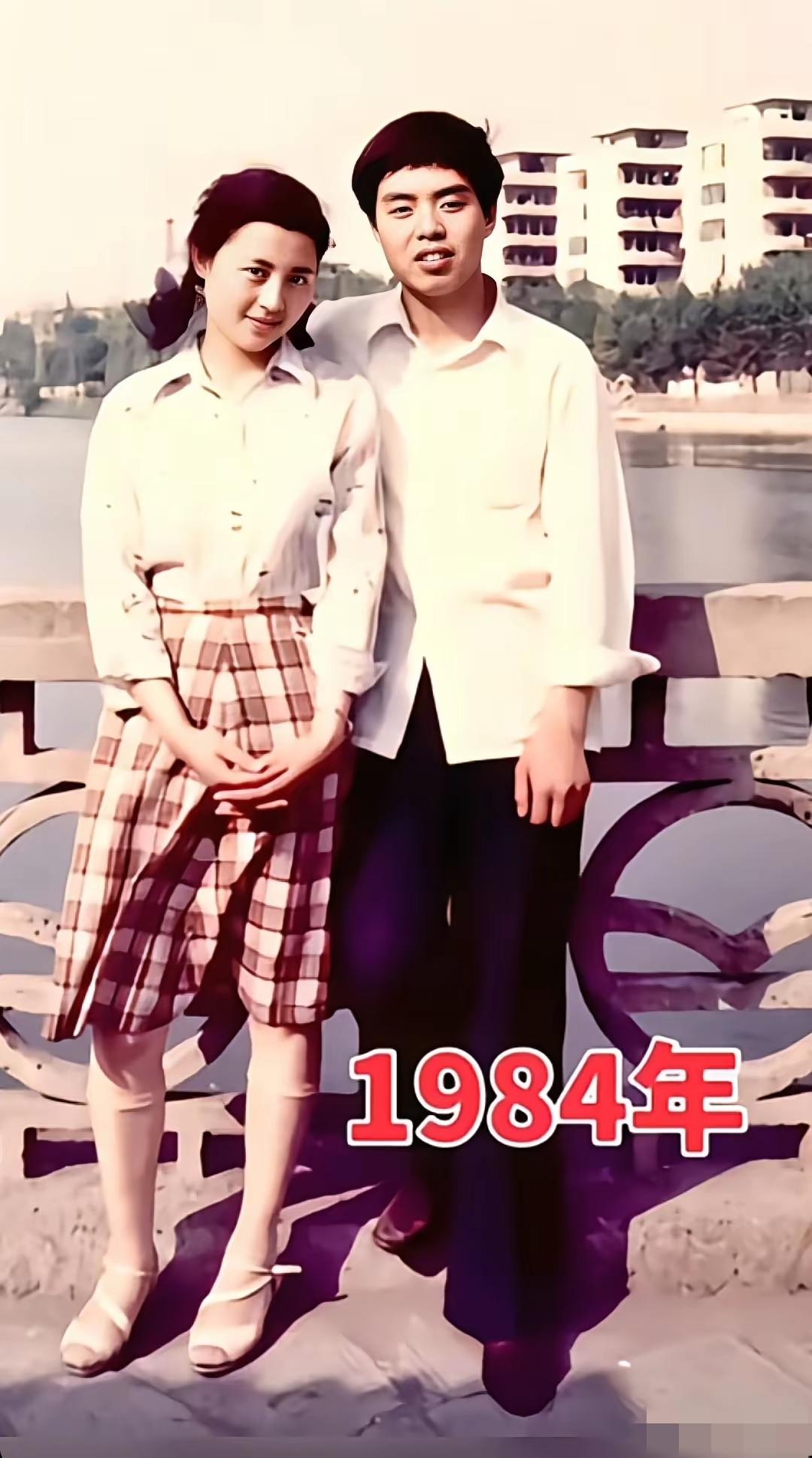 同样的两个人，时隔三十九年。