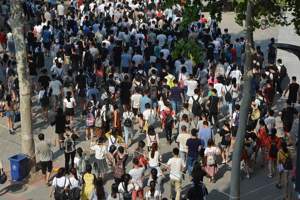 有人说始终没弄明白，国家为什么要扭转人口陡降趋势？也许我这样说你就明白了：其实国