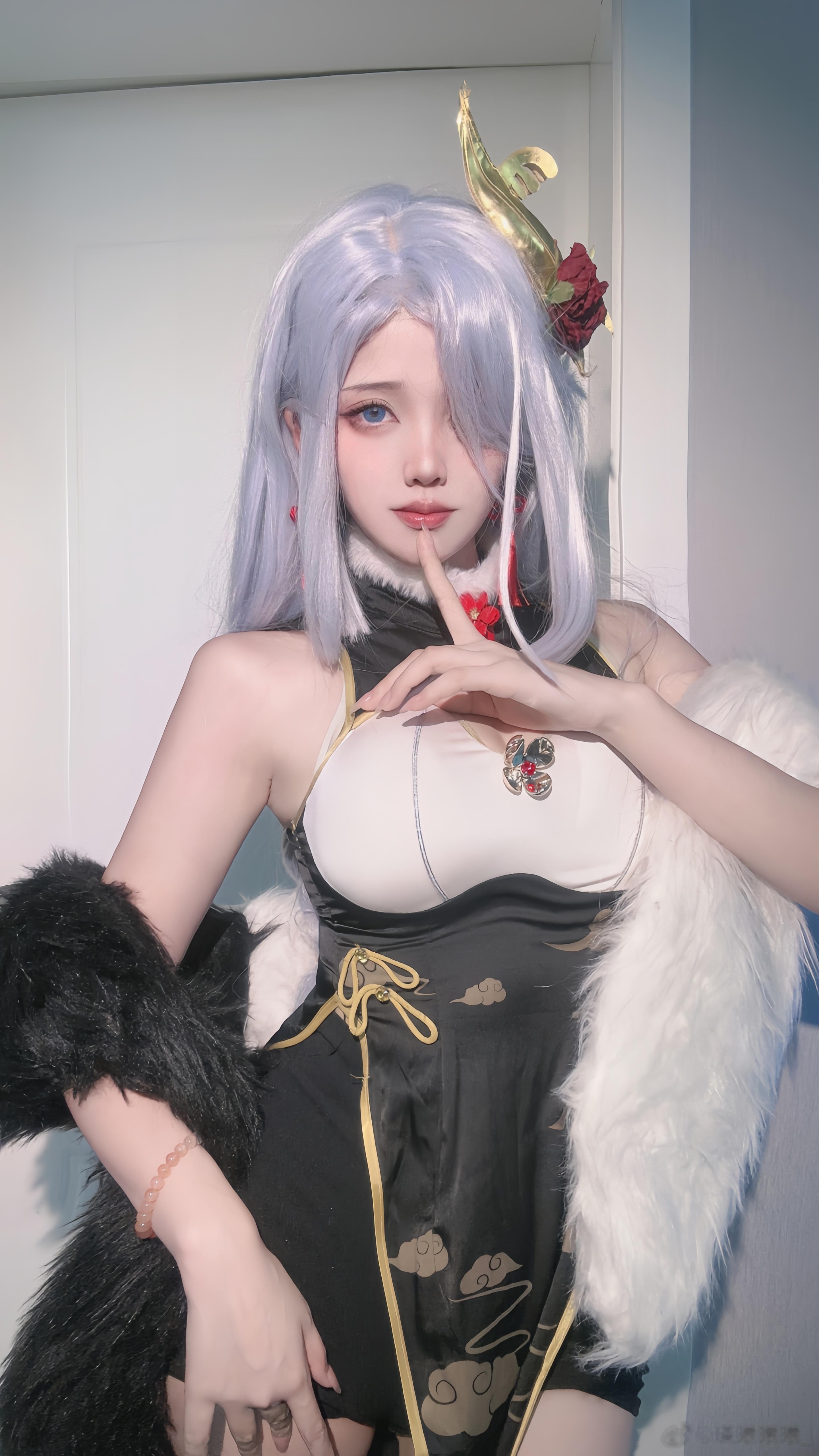 来看看小姨吧[抱一抱]#cosplay[超话]##申鹤##原神# ​​​