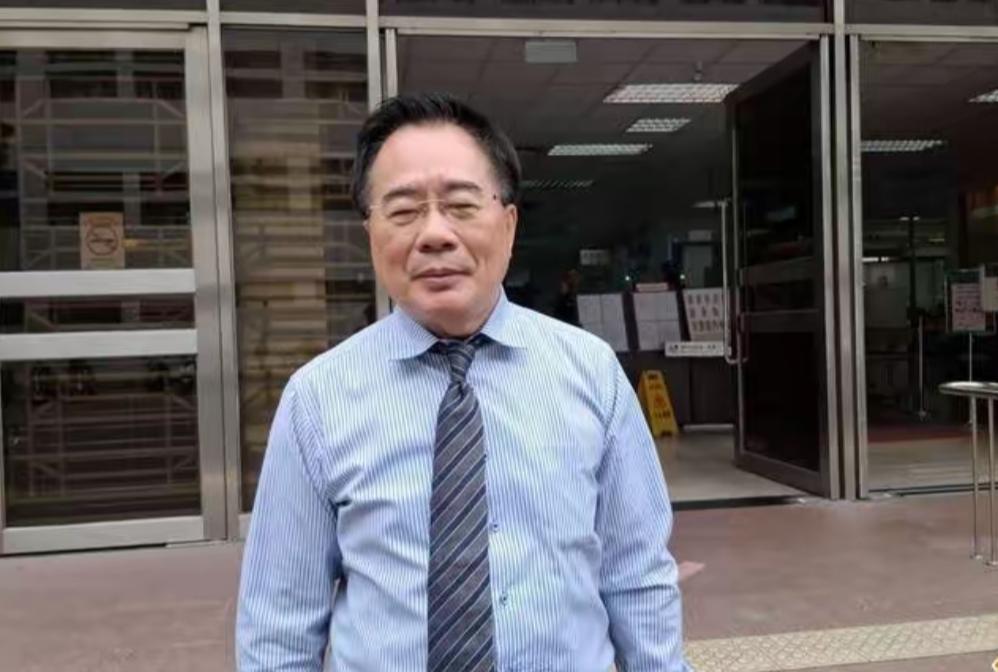 蔡正元被判处 3 年 6 个月有期徒刑，没收财产超 2.39 亿元，且判决已生效