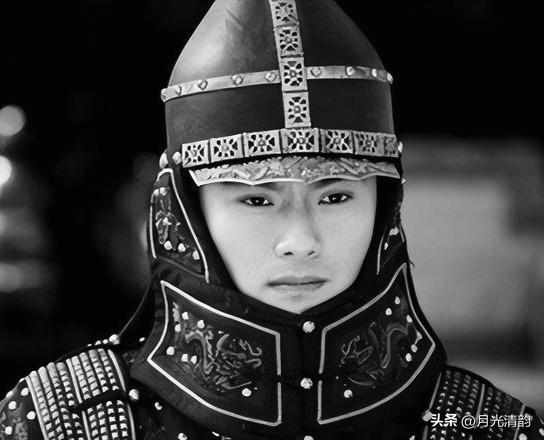 1643年皇太极去世后，多尔衮和济尔哈朗一起辅政，拥立福临登基，也就是顺治帝。那