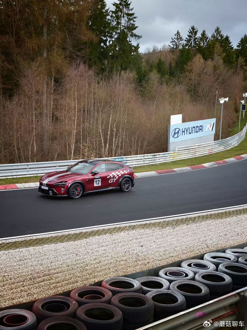 小米YU7GT新配色现身纽北我去！！！我去！！！！yu7GT！！！！！牛逼牛逼牛