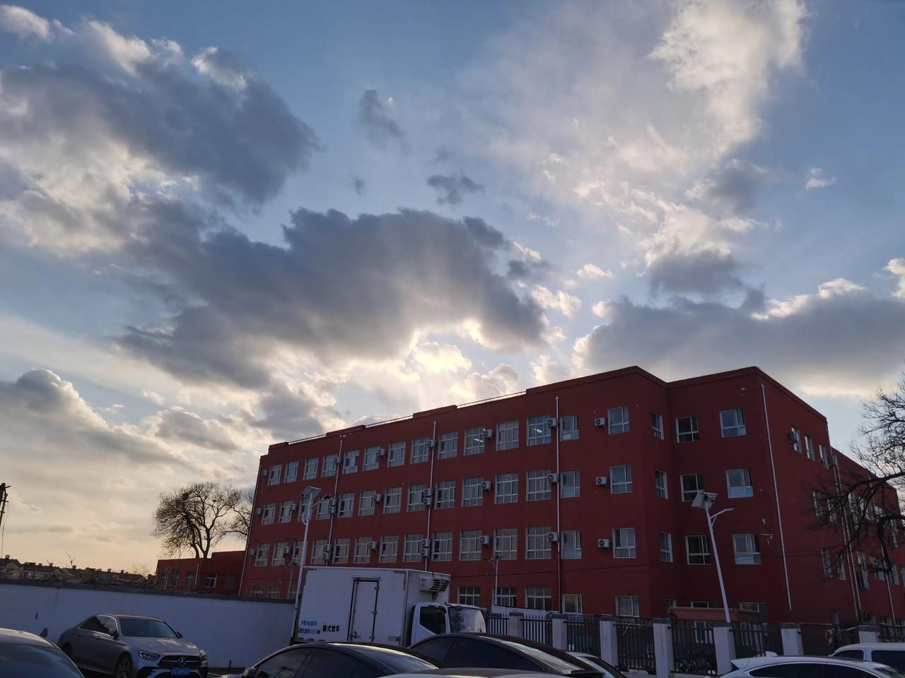 我接住了，愿我的女儿智慧增长，学业进步，身体健康，出入平安，好运连连，事业有成，