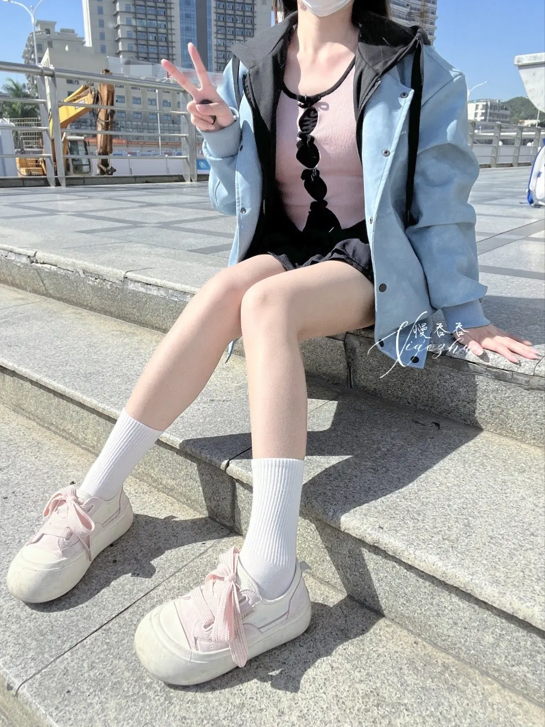 今日文案“看了为什么不点赞 欲擒故纵招数烂”