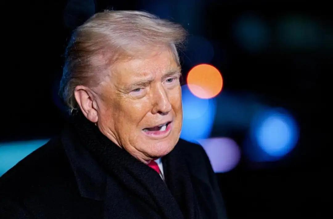 特朗普威胁加拿大，若和中国合作的话将面临毁灭，卡尼的态度让人有些失望。
特朗普威