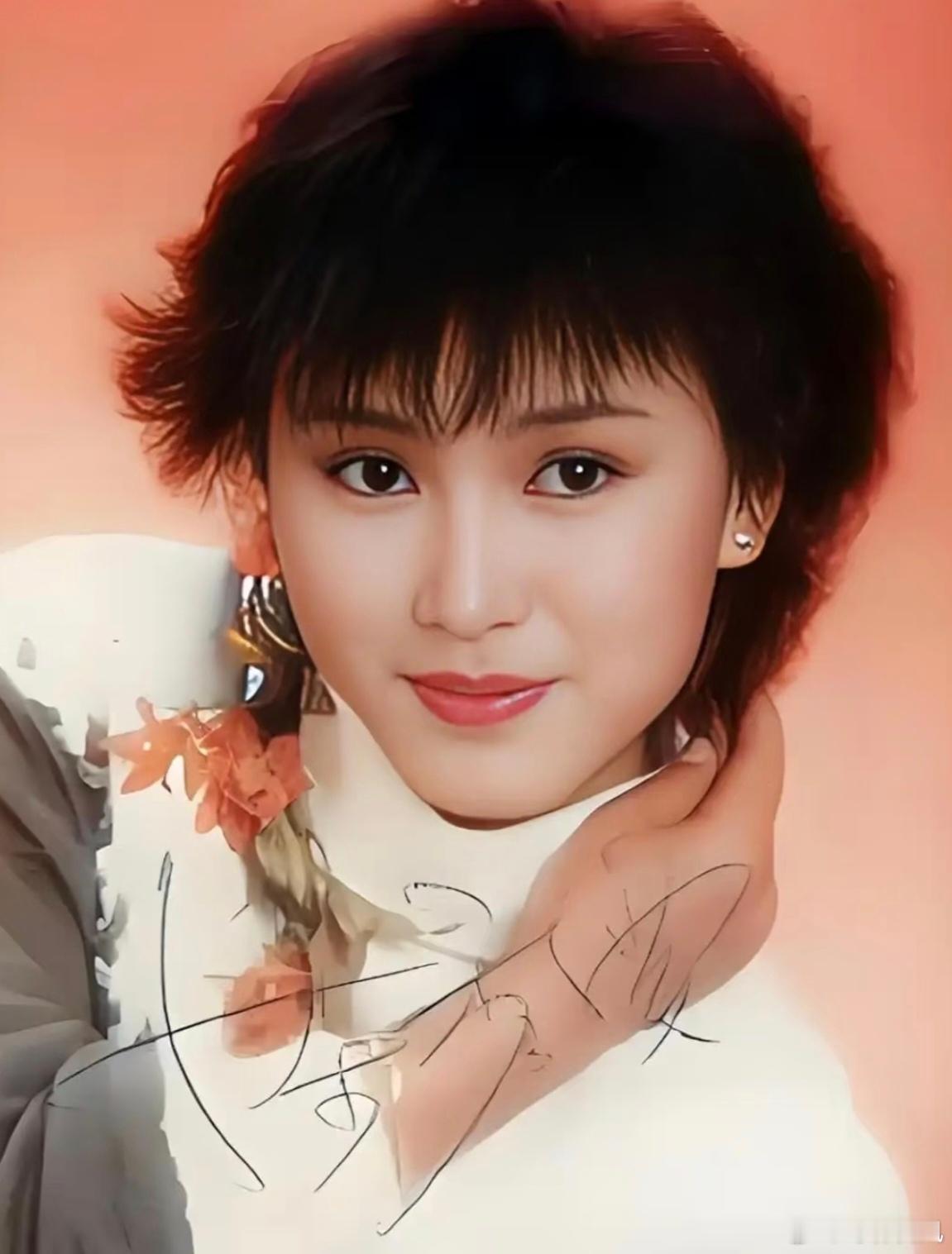 陈秀雯：港剧女神温柔坚韧，可惜所嫁非人！ ​​​