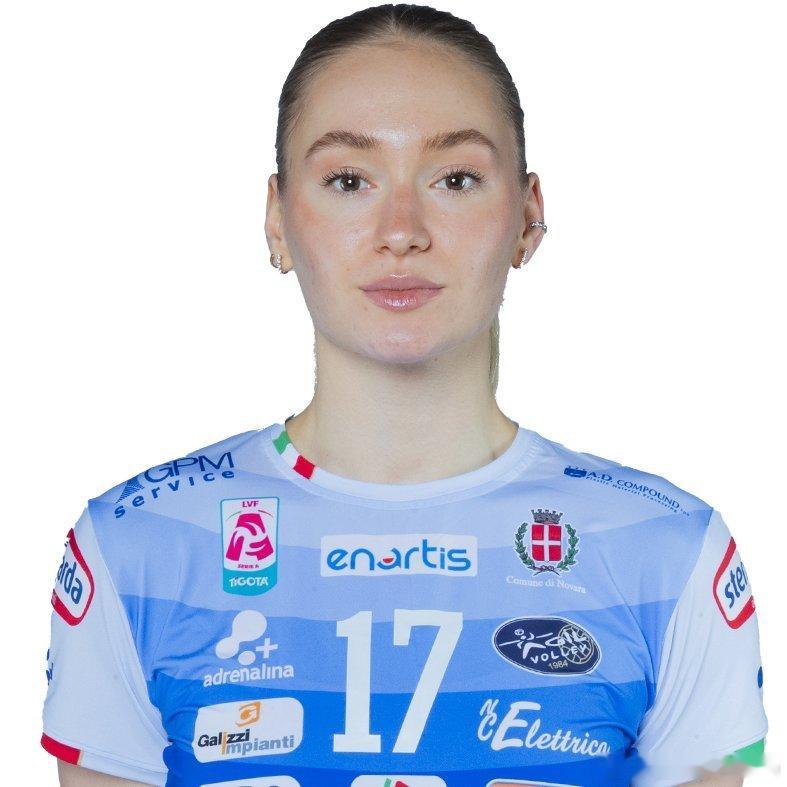 🔵⚪️ 目前蚊子队中，俄罗斯重炮塔蒂亚娜.托洛克，在两周前肩部受伤；荷兰国手拜