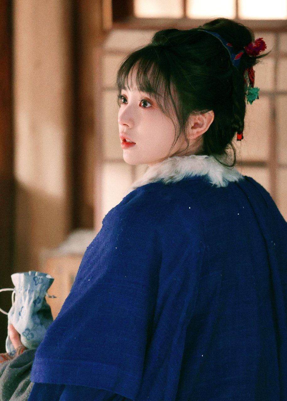 田曦薇和灵动少女的适配度田曦薇内核强大的灵动少女灵动不是浮在表面的甜，是骨子里的