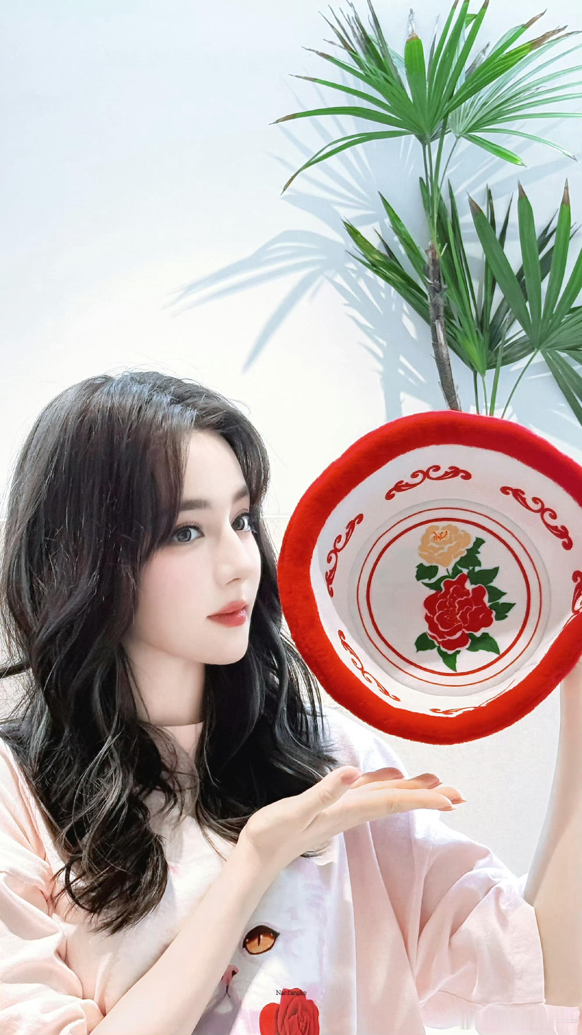 迪丽热巴钰珑 dlrb 迪丽热巴功夫女足 dlrb 迪丽热巴卫蓝“为什么要有年龄