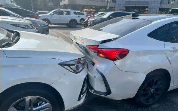 现在网约车事故赔偿问题还挺容易起纠纷的。就像包头九原那起，2025 年 6 月刘