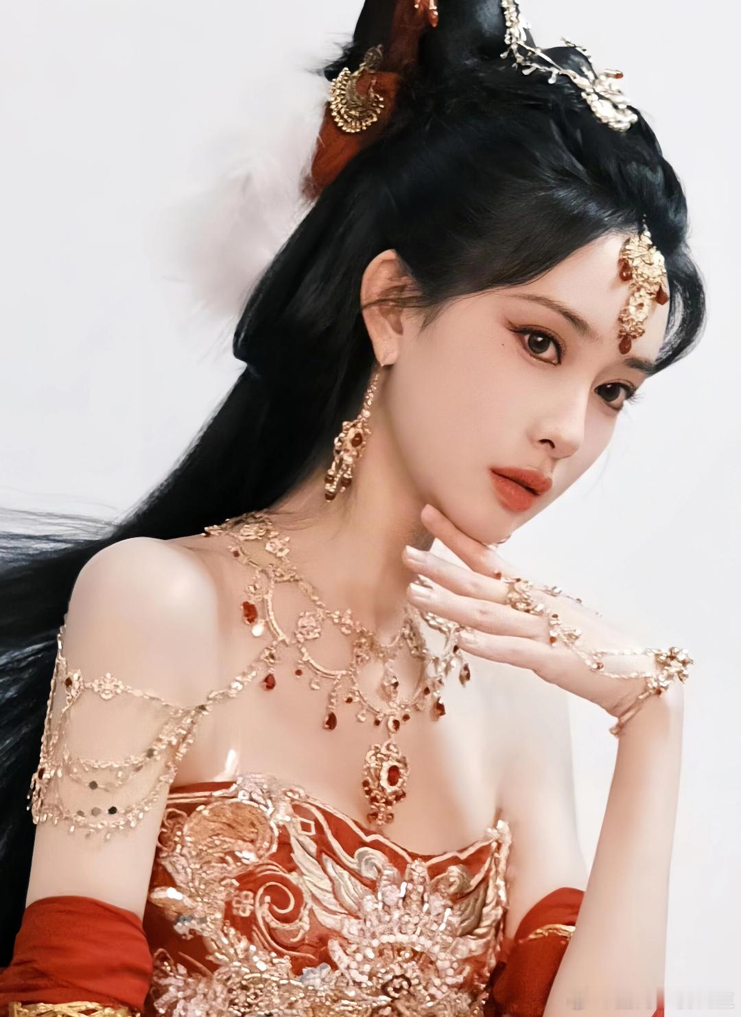 真妲己也不过如此吧[爱慕][爱慕][爱慕]看来我还是更吃浓颜，之前郭敬明说孟姐网