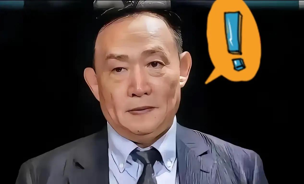 刚才看到卢麒元戳破的一层窗户纸，越琢磨越觉得惊吓。家属资产全在欧美，自己却在国内
