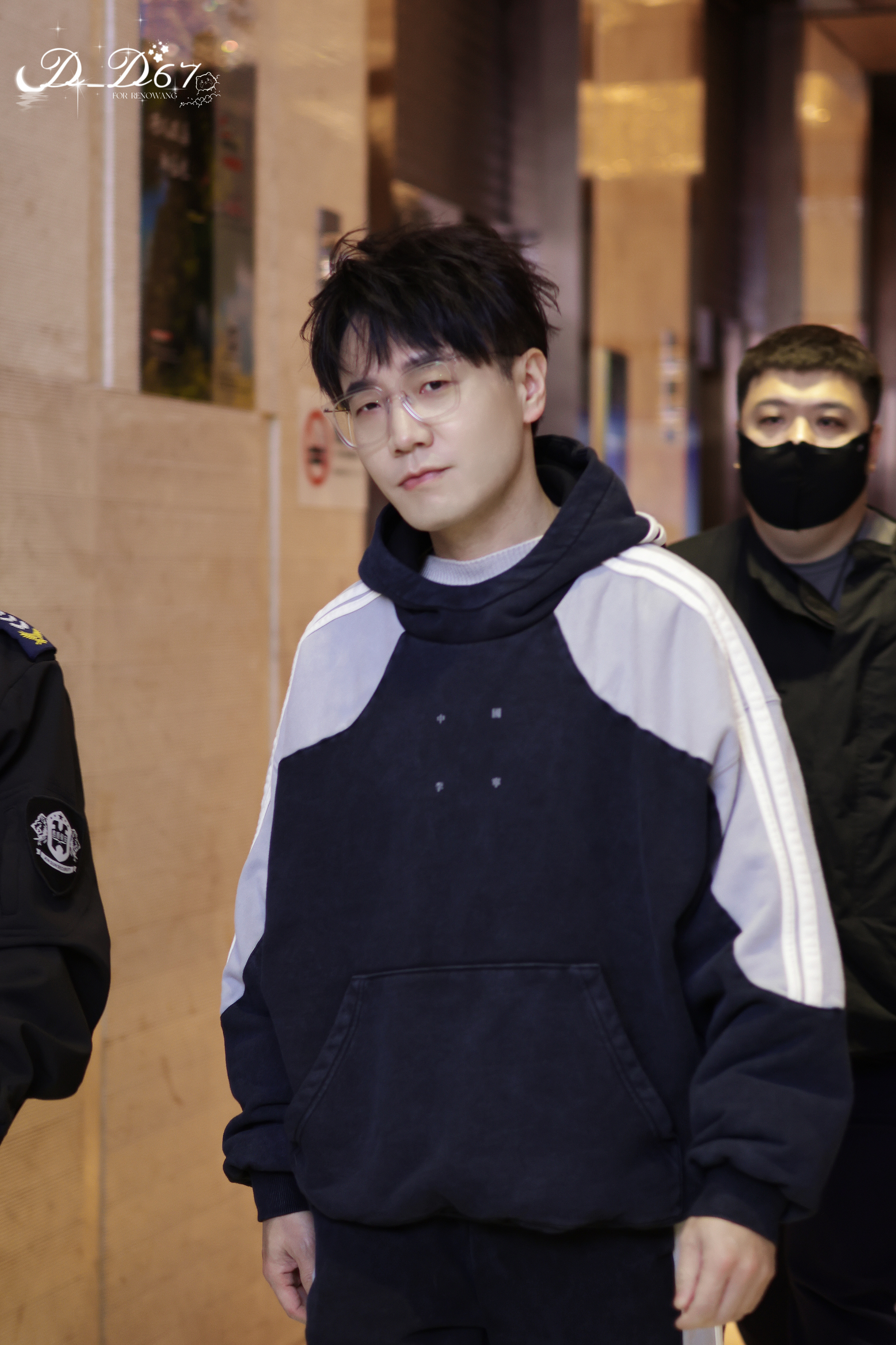 #王铮亮全员加速中团建转场视频#好好好～你们哥几个都会整活了！王铮亮最近状态简直