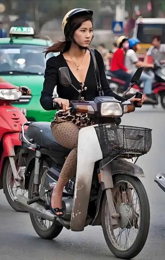 为什么越南的上班族几乎每个人都有一台本田摩托车，售价大概10000元人民币。为什