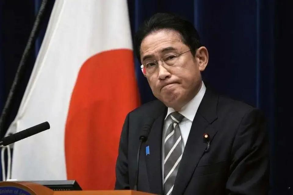 #日本今秋将换新首相#感觉日本又要回到那个换首相跟走马灯似的那个时代了… ​​​