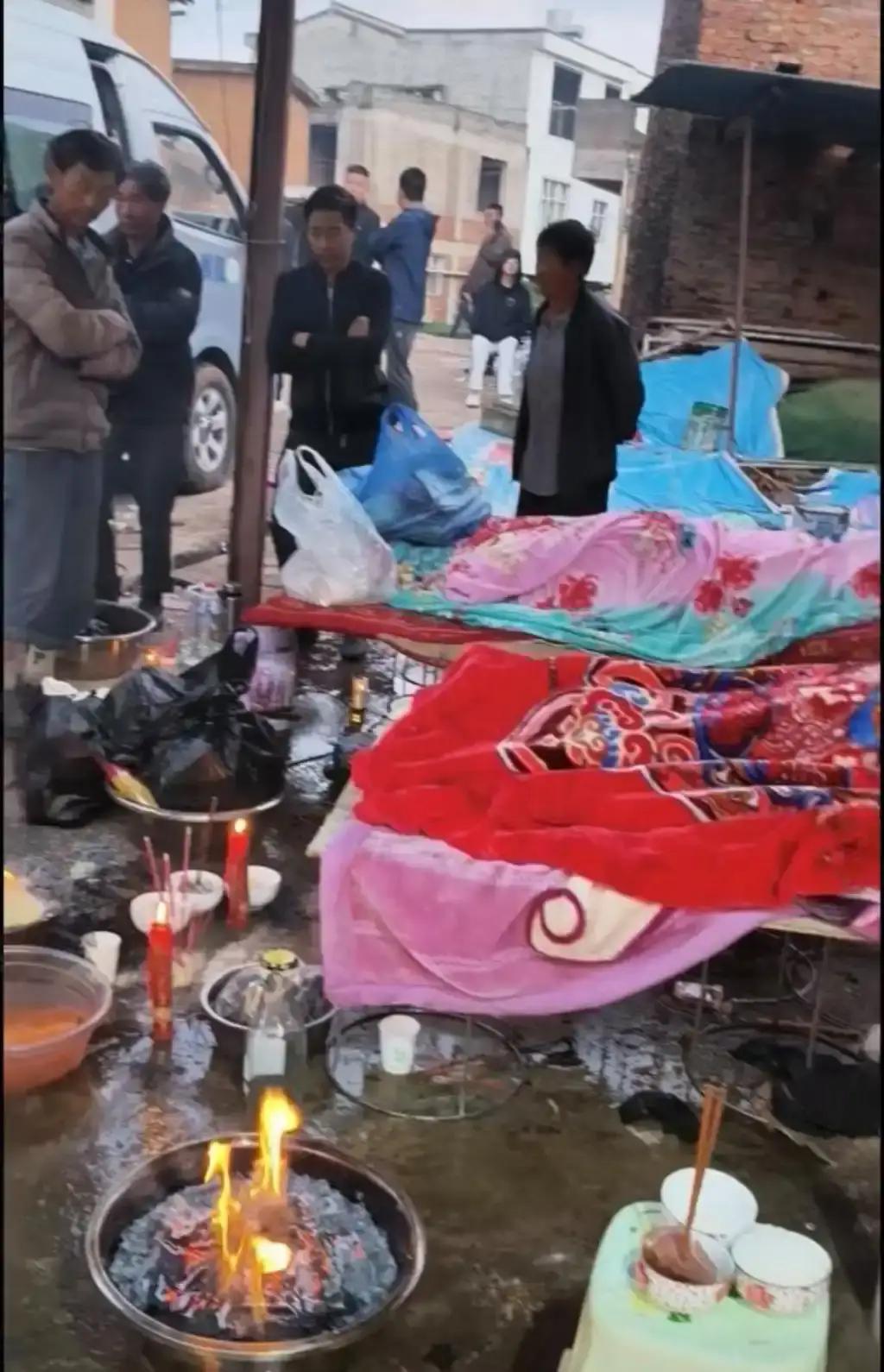 《那堵墙倒下时，她的青春永远停在9月10日》

2023年9月10日傍晚6点23